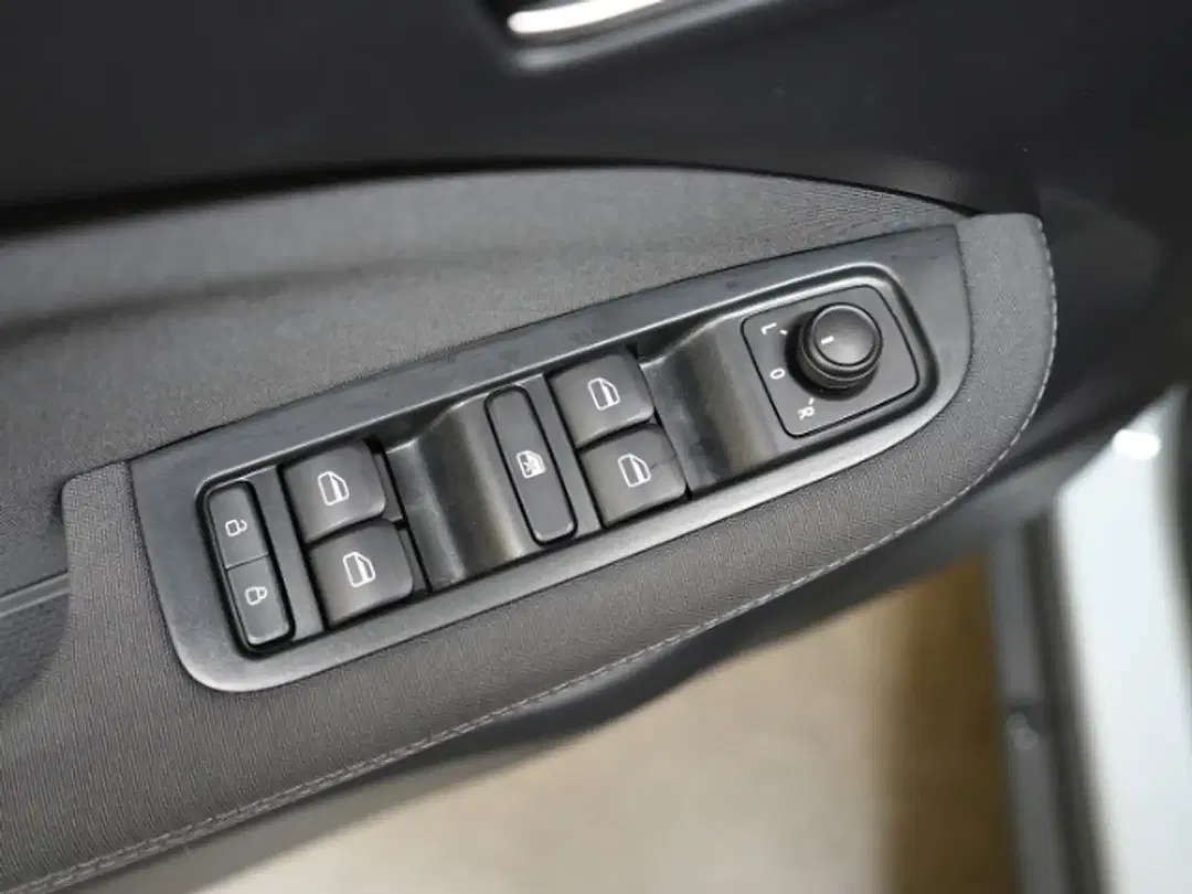 Leapmotor T03 - Thumbnail 11