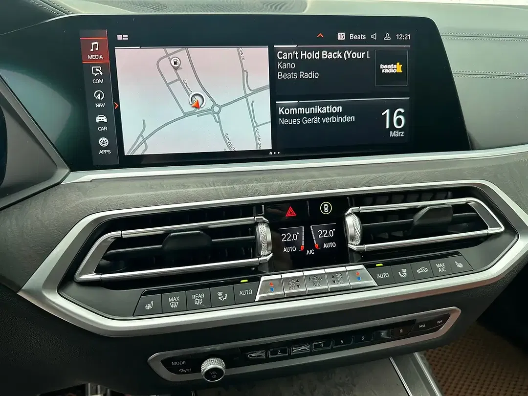 BMW X7 M Sport - Thumbnail 6