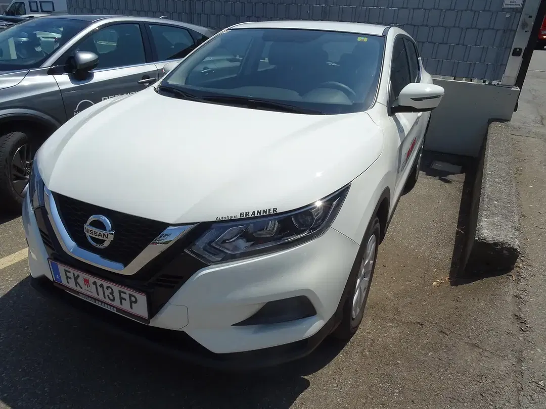 Nissan Qashqai Visia - Thumbnail 3