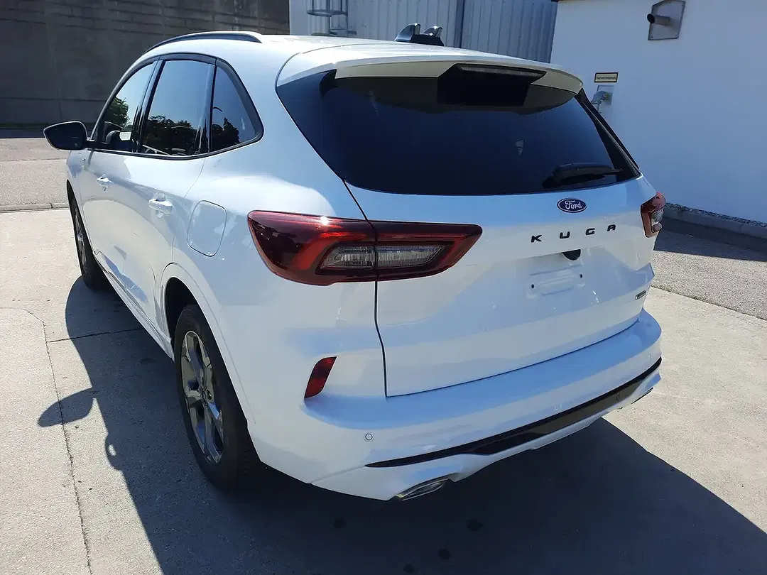 Ford Kuga 2.5 PHEV ST-Line X - Thumbnail 4
