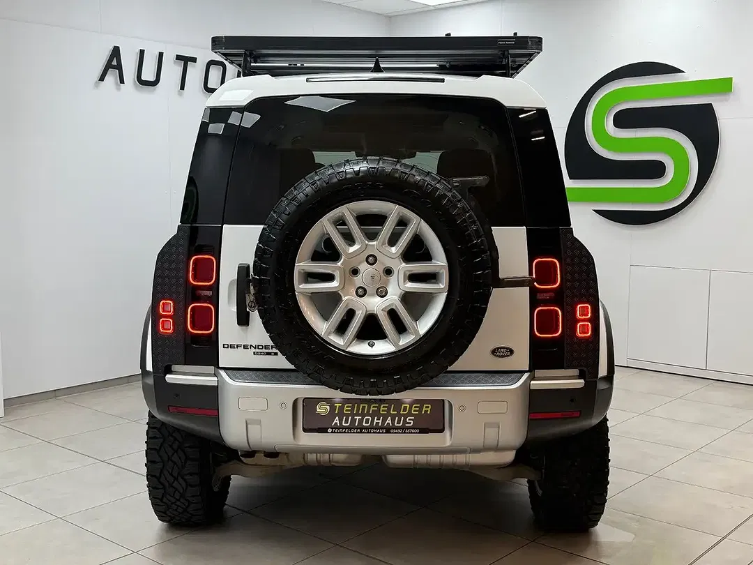 Land Rover Defender 110 S - Thumbnail 6