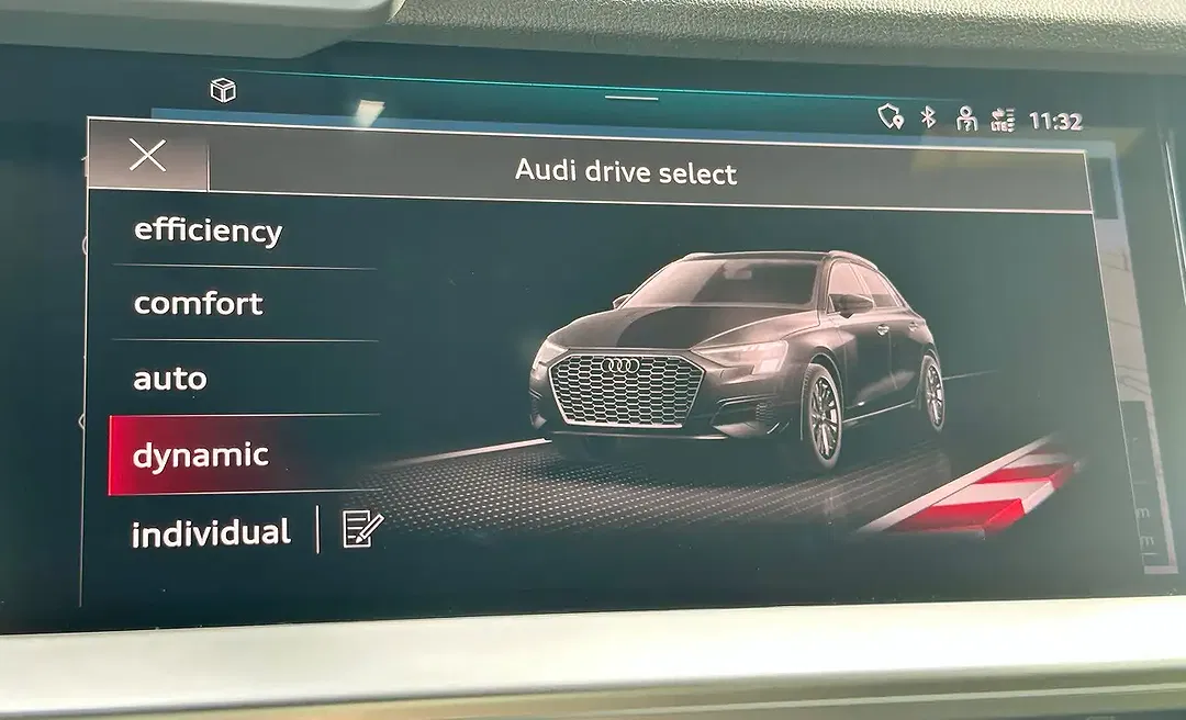 Audi S3 2.0 TFSI quattro Sportback - Thumbnail 19