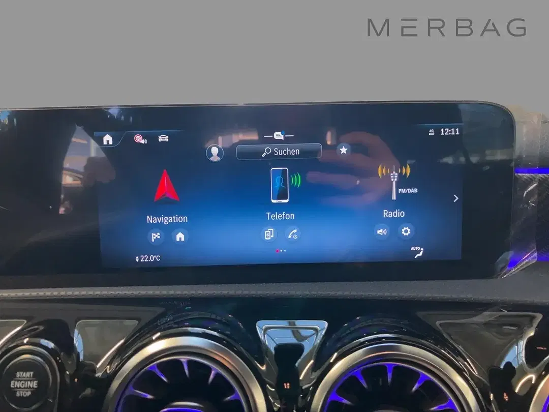 Mercedes-Benz CLA 180 - Thumbnail 10