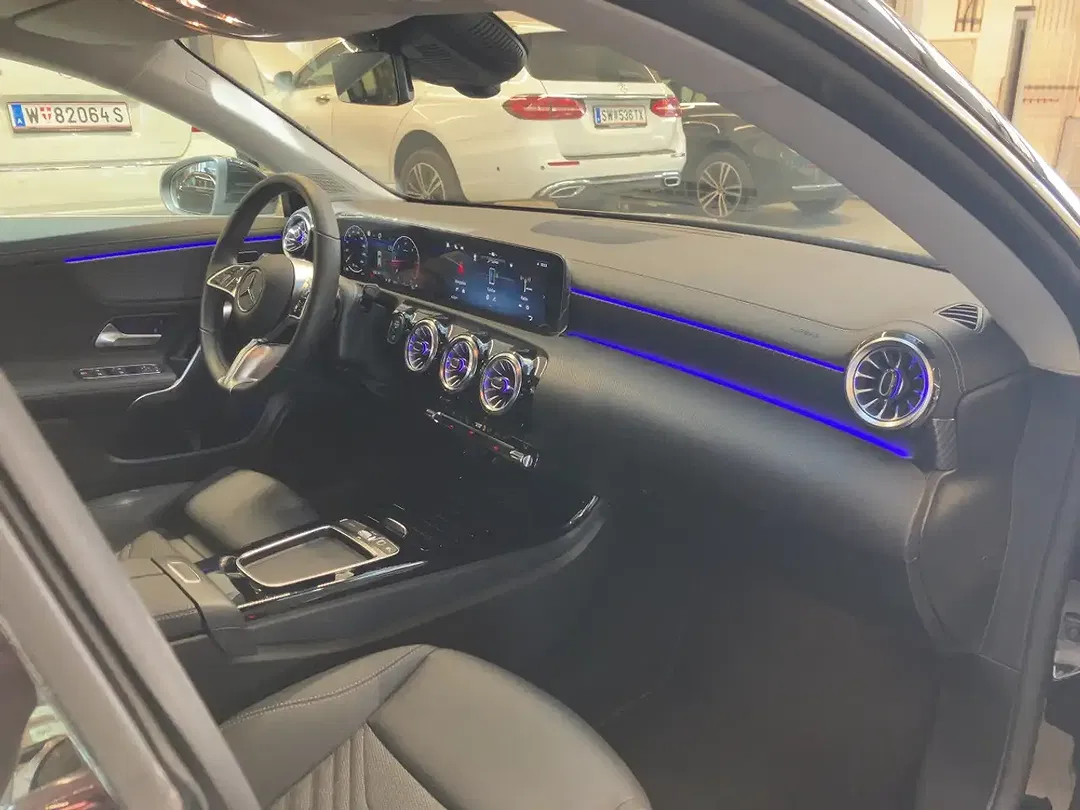 Mercedes-Benz CLA 180 - Thumbnail 14