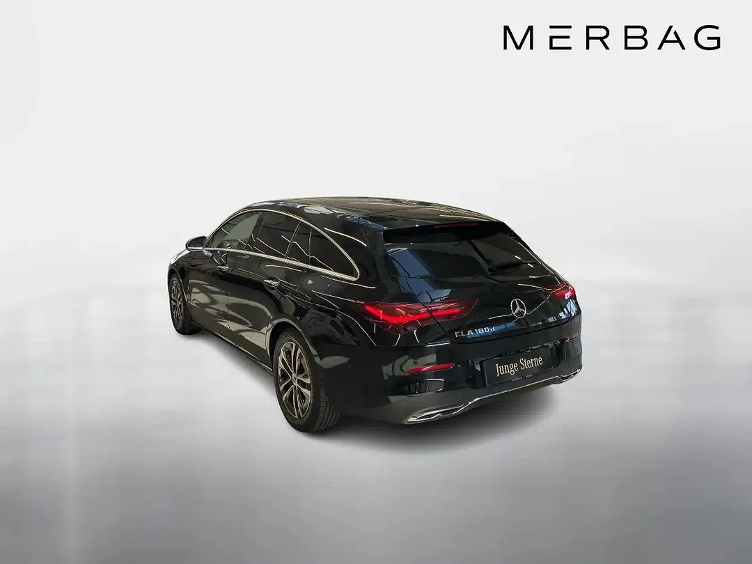 Mercedes-Benz CLA 180 - Thumbnail 2