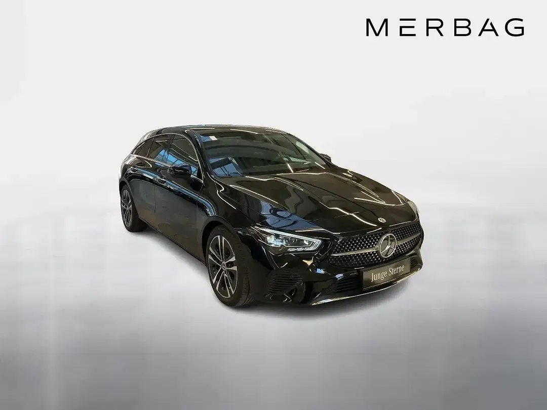 Mercedes-Benz CLA 180 - Thumbnail 4