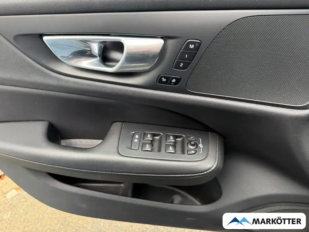 Volvo V60 T8 AWD Plus Bright - Thumbnail 13
