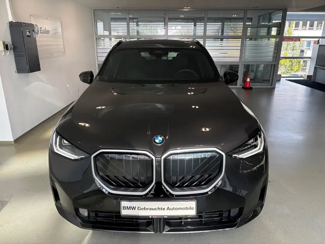 BMW X3 xDrive - Thumbnail 2