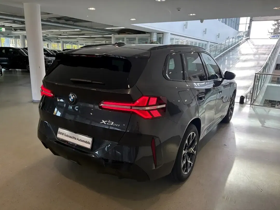 BMW X3 xDrive - Thumbnail 3