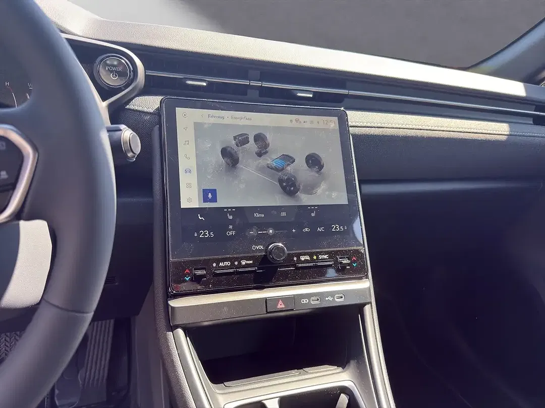 Lexus LBX Basis - Thumbnail 15