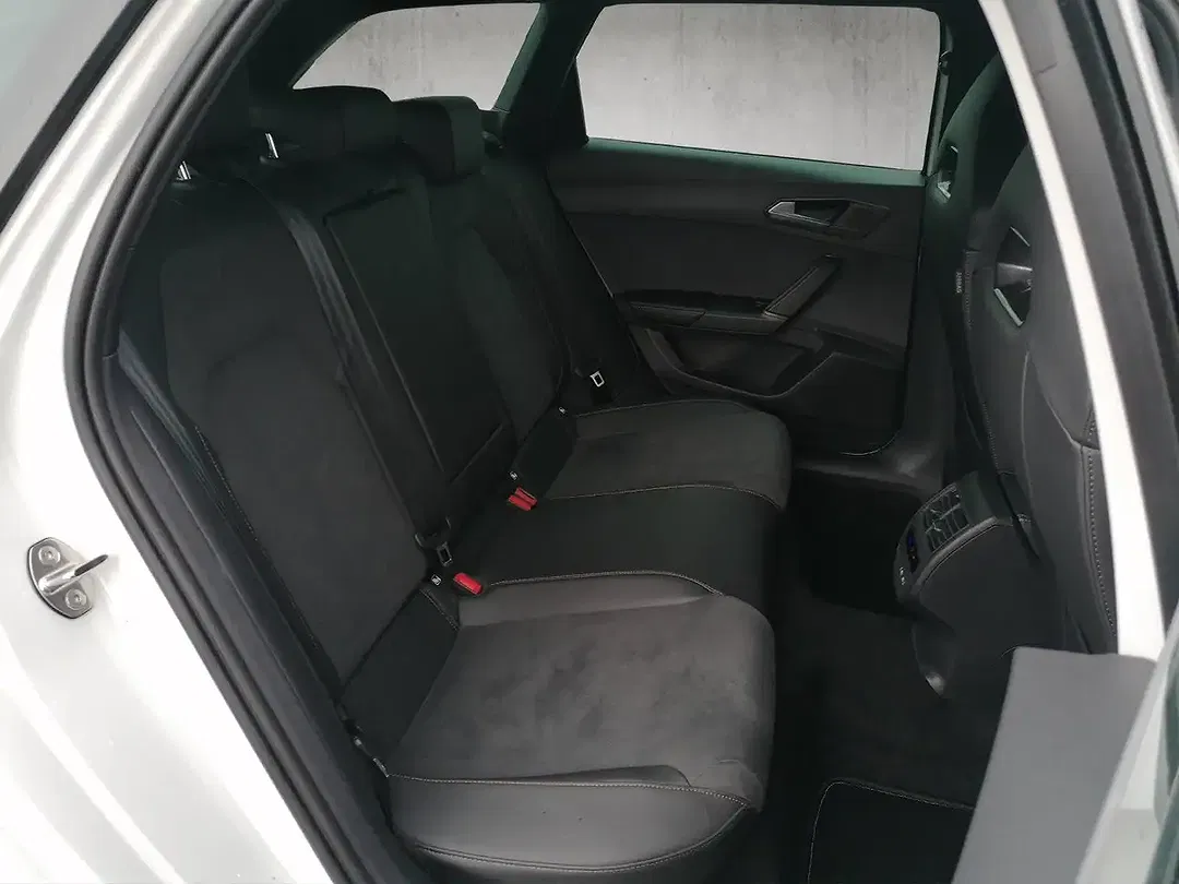 CUPRA Leon 1.5 PHEV Sportstourer - Thumbnail 10