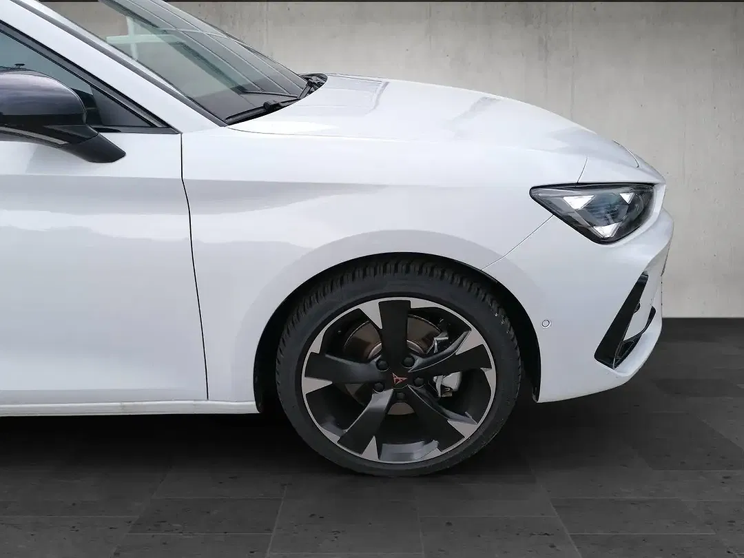 CUPRA Leon 1.5 PHEV Sportstourer - Thumbnail 8