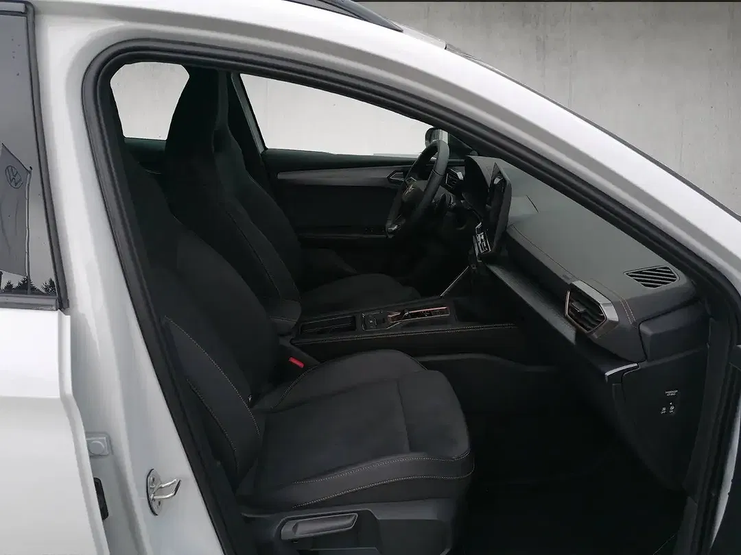 CUPRA Leon 1.5 PHEV Sportstourer - Thumbnail 9