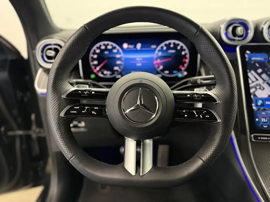 Mercedes-Benz GLC 200 4MATIC AMG - Thumbnail 9