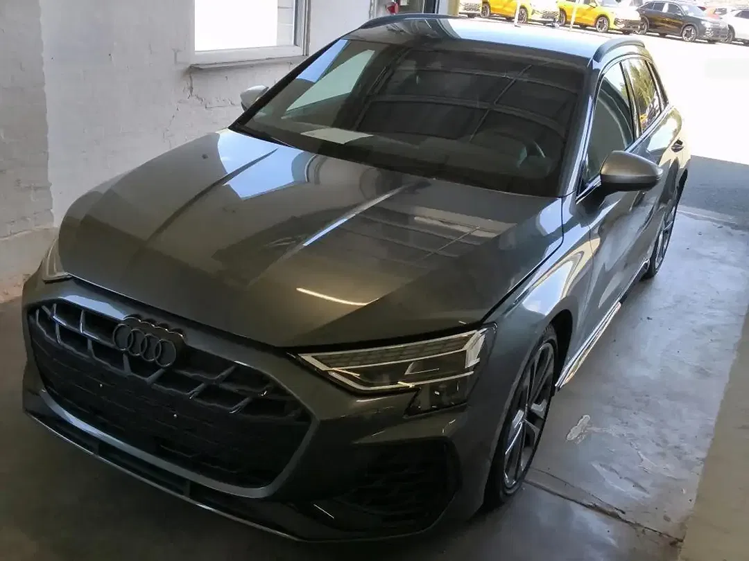 Audi S3 2.0 TFSI Sportback - Thumbnail 1