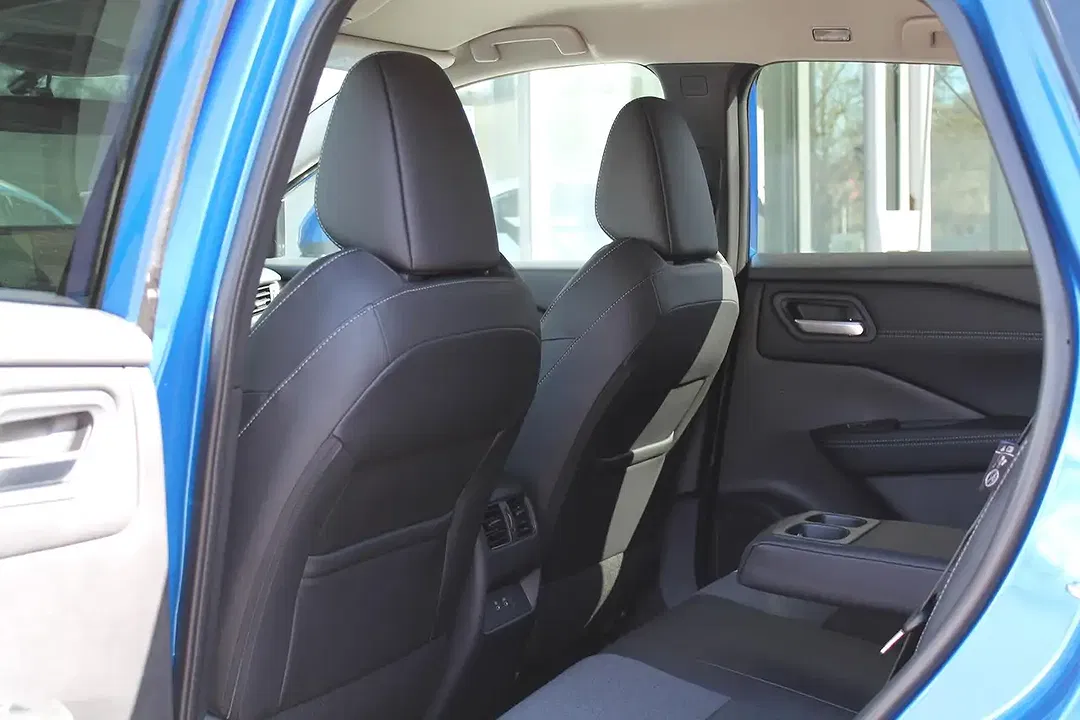 Nissan Qashqai 1.3 N-Connecta - Thumbnail 10