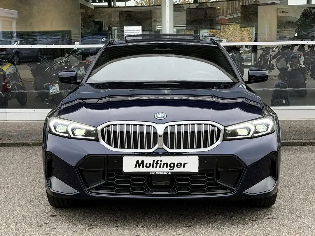 BMW 330 M Sport - Thumbnail 3