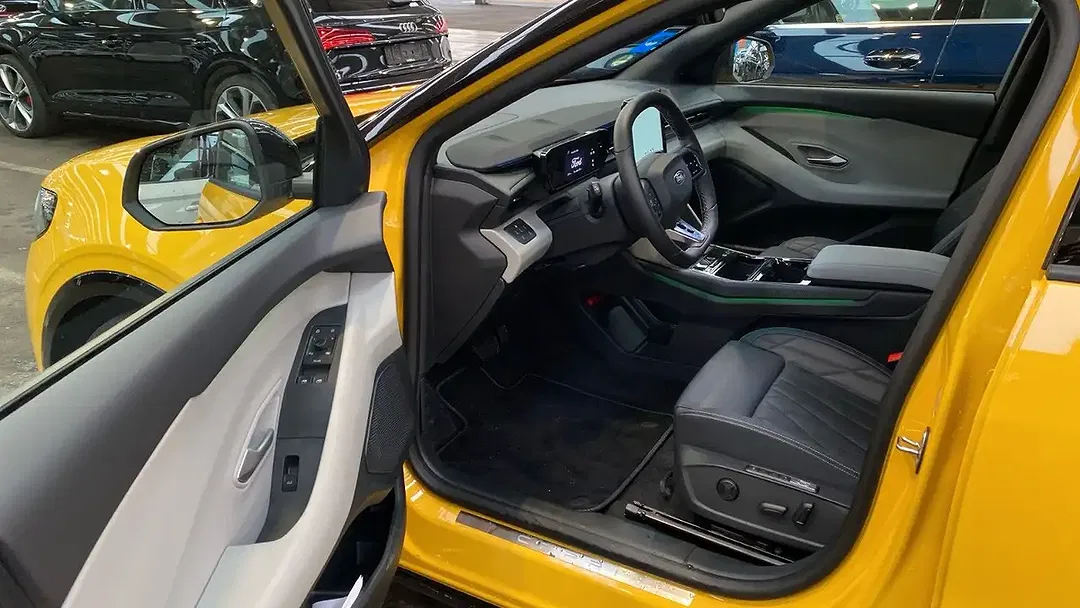 Ford Capri Premium - Thumbnail 6