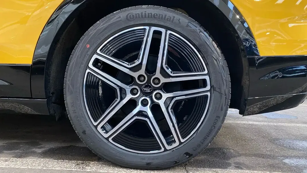 Ford Capri Premium - foto 7