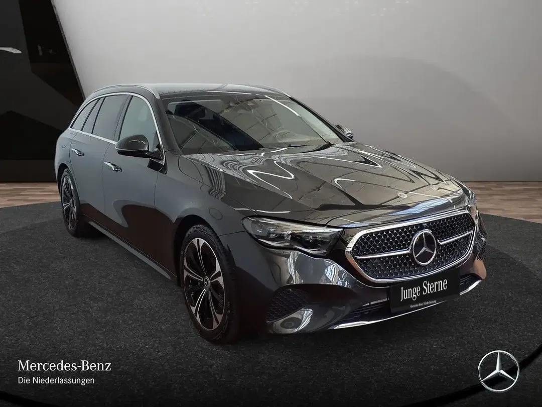 Mercedes-Benz E 300 Hybrid Avantgarde - Thumbnail 4