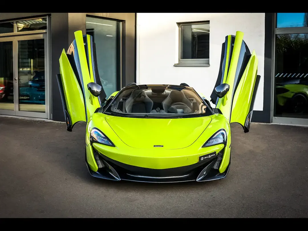 McLaren 600LT Spider - Thumbnail 5