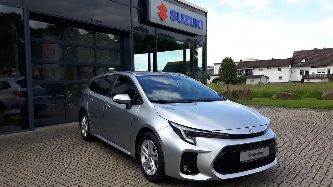 Suzuki Swace Hybrid 1.8 CVT Comfort+ - foto 2