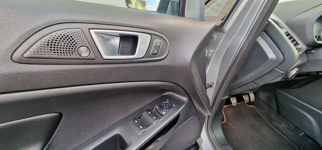 Ford EcoSport ST-Line - Thumbnail 10