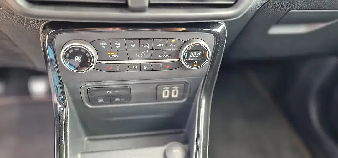 Ford EcoSport ST-Line - Thumbnail 12