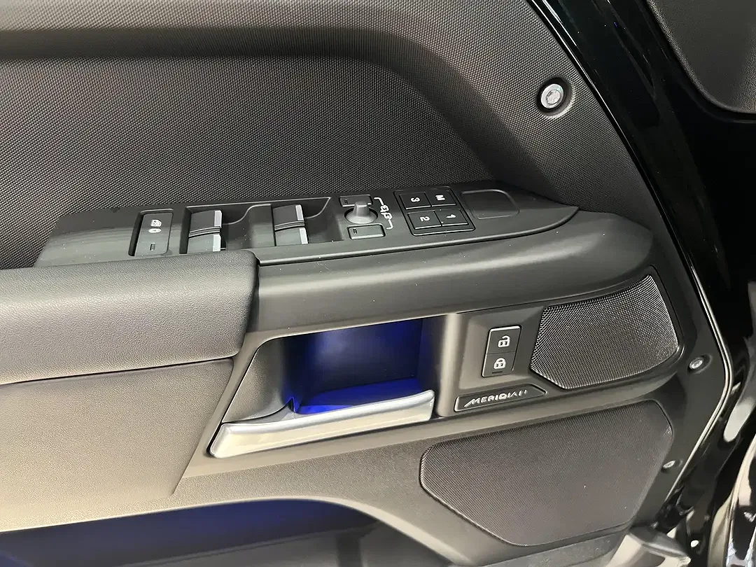 Land Rover Defender P425 X-Dynamic HSE - foto 15