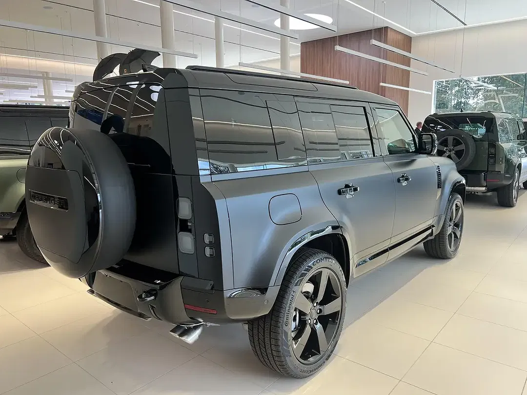 Land Rover Defender P425 X-Dynamic HSE - foto 2