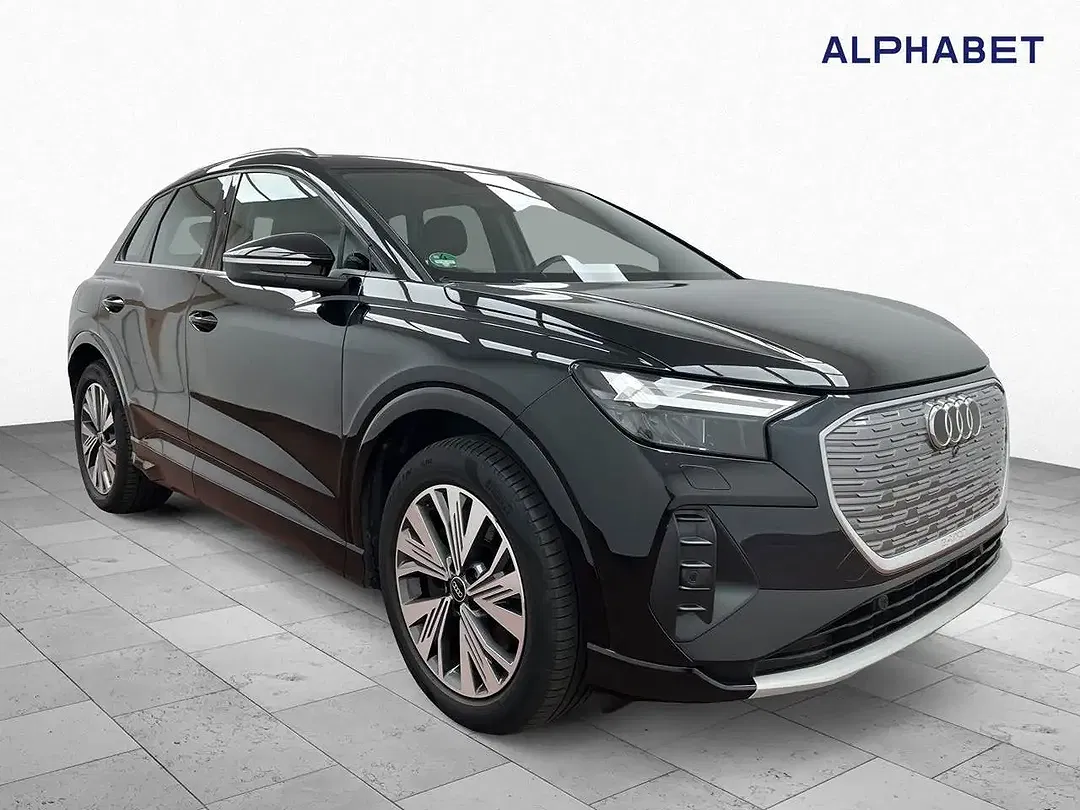 Audi Q4 e-tron 40 - Thumbnail 4
