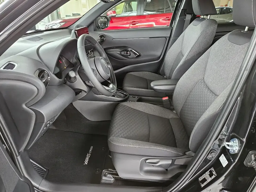 Toyota Yaris Cross Hybrid Teamplayer - Thumbnail 6