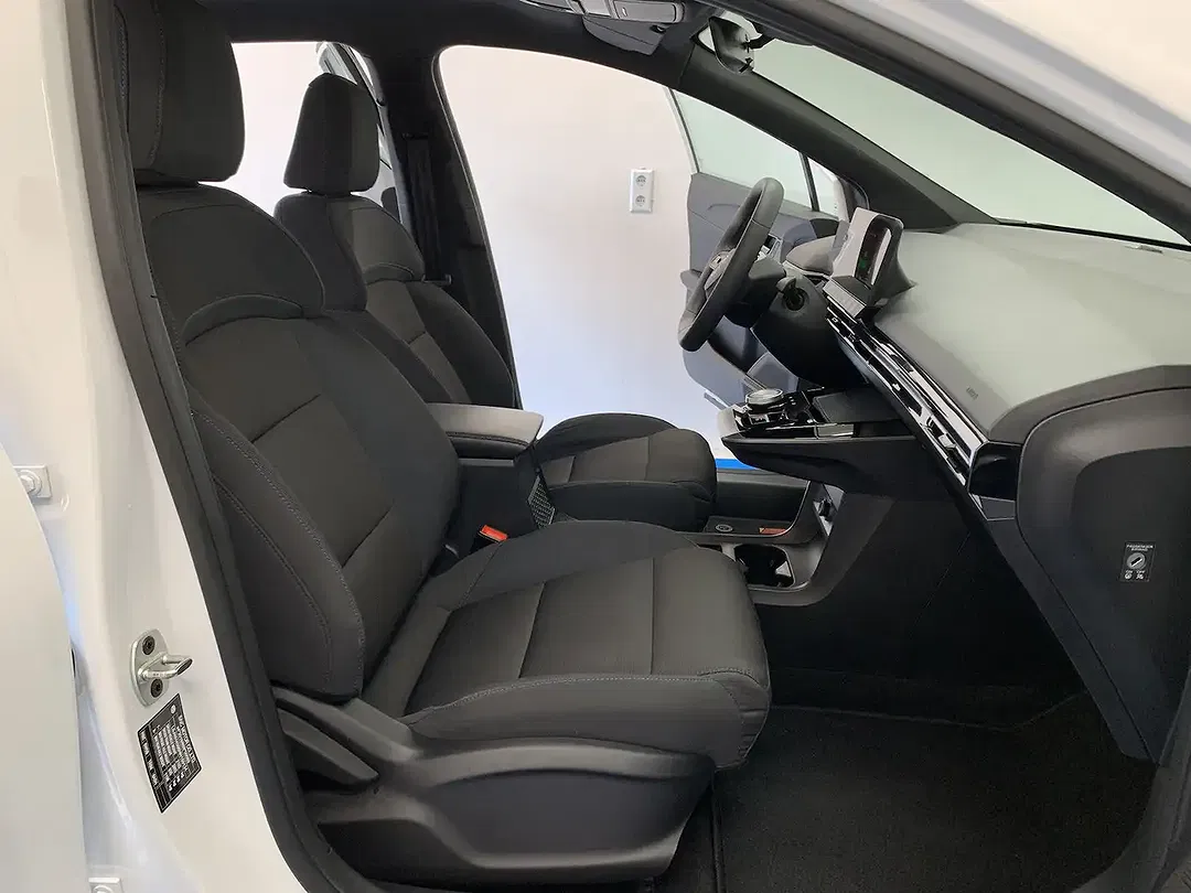 MG MG4 - Thumbnail 9