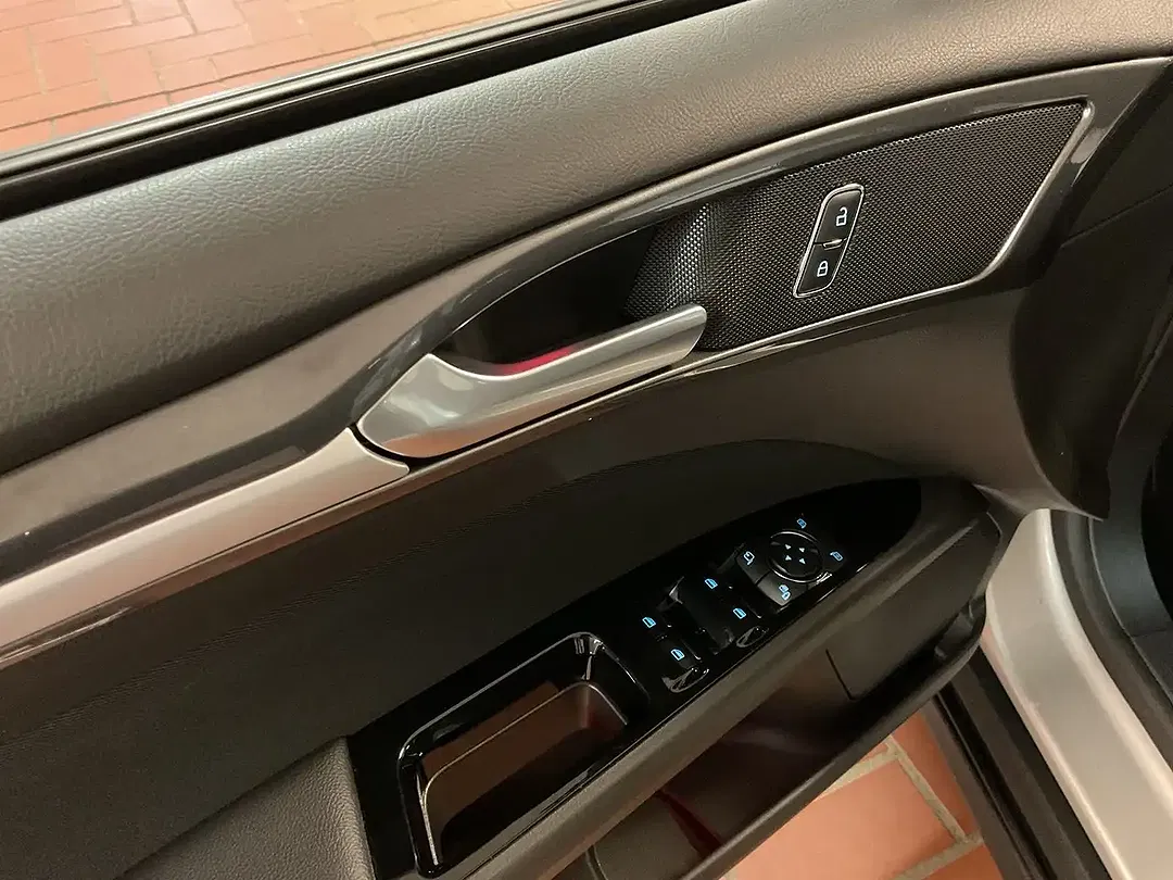 Ford Mondeo 2.0 EcoBlue - Thumbnail 11