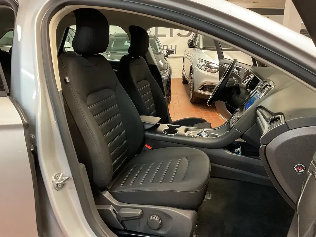Ford Mondeo 2.0 EcoBlue - Thumbnail 26
