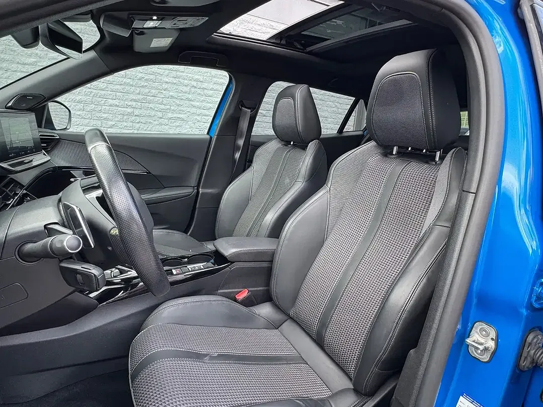 Peugeot 2008 BlueHDi GT - Thumbnail 12