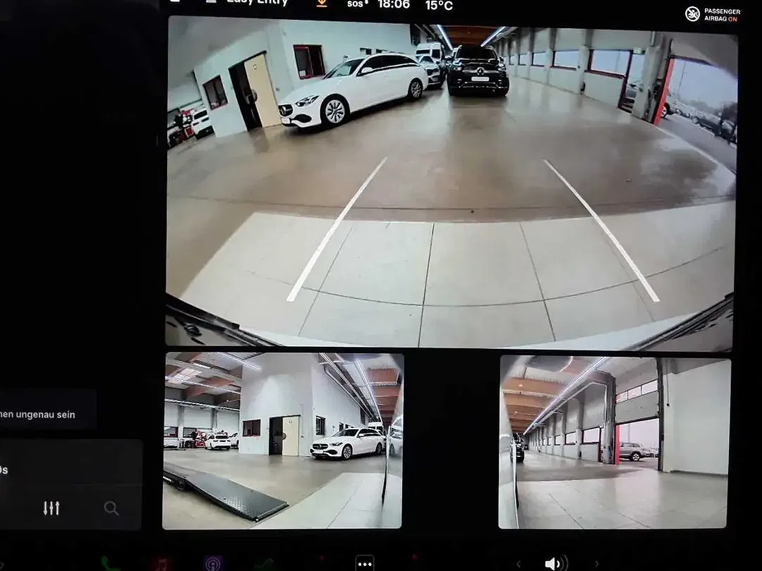 Tesla Model Y RWD - Thumbnail 14