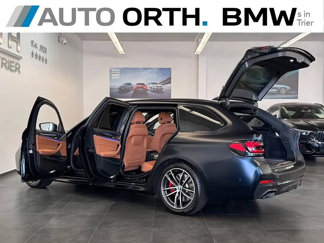 BMW 520 xDrive Touring M Sport - Thumbnail 10