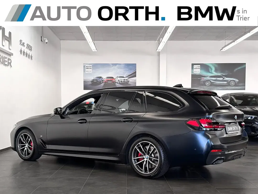 BMW 520 xDrive Touring M Sport - Thumbnail 4