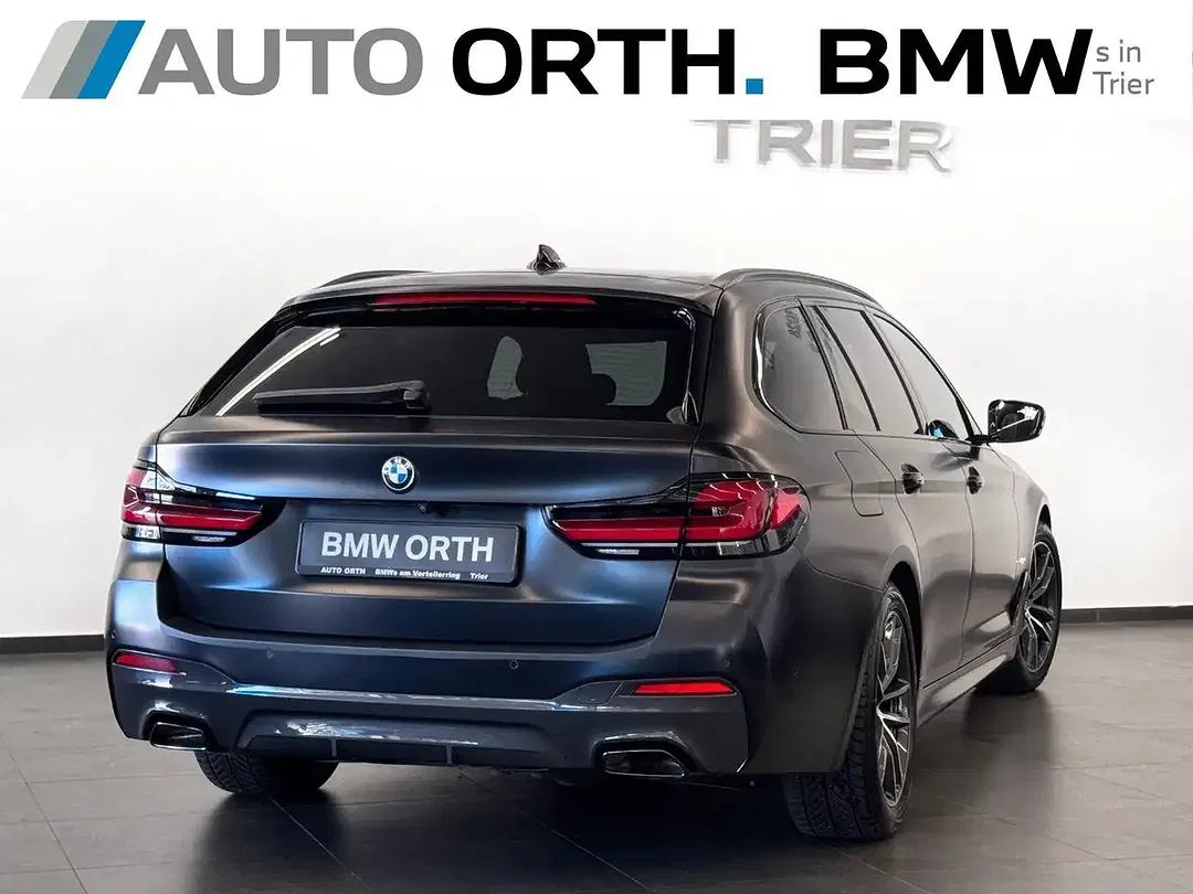 BMW 520 xDrive Touring M Sport - Thumbnail 6