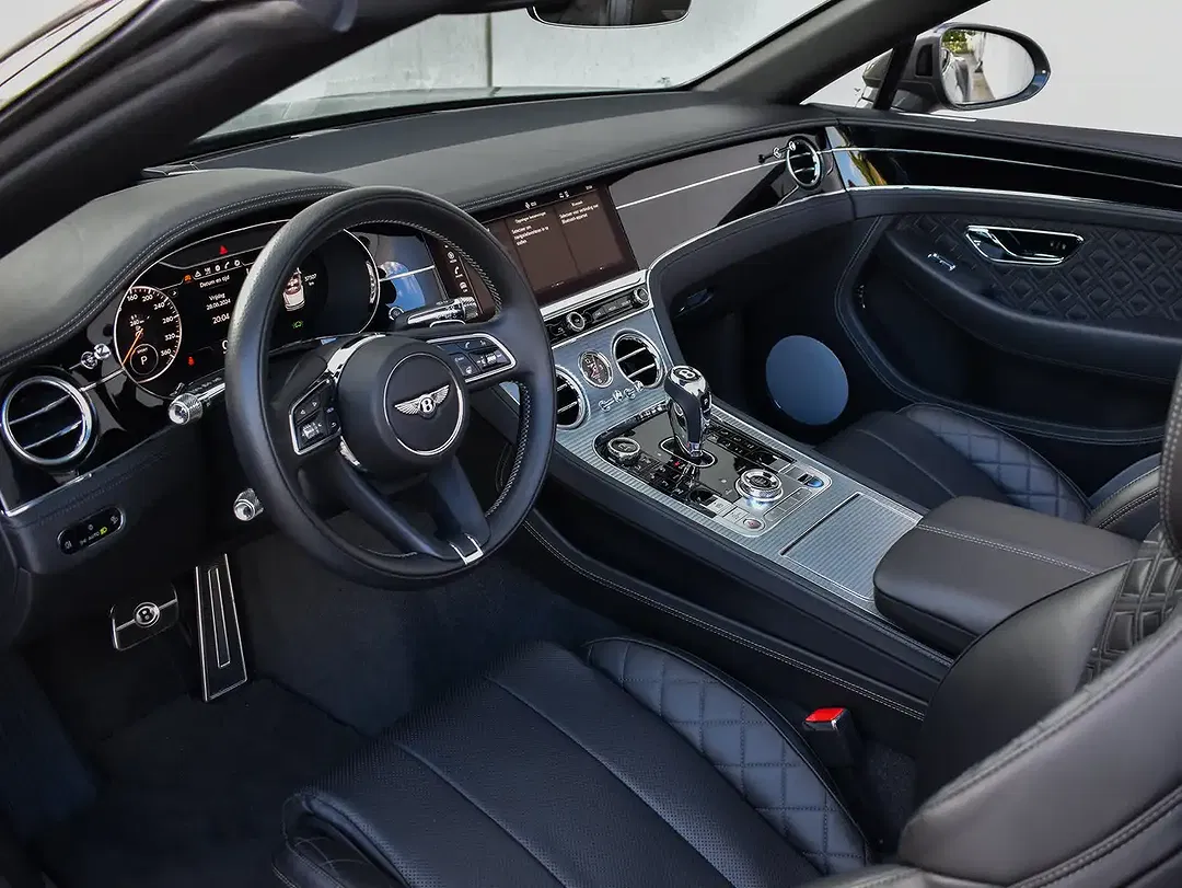 Bentley Continental GTC 4.0 V8 Mulliner - Thumbnail 23