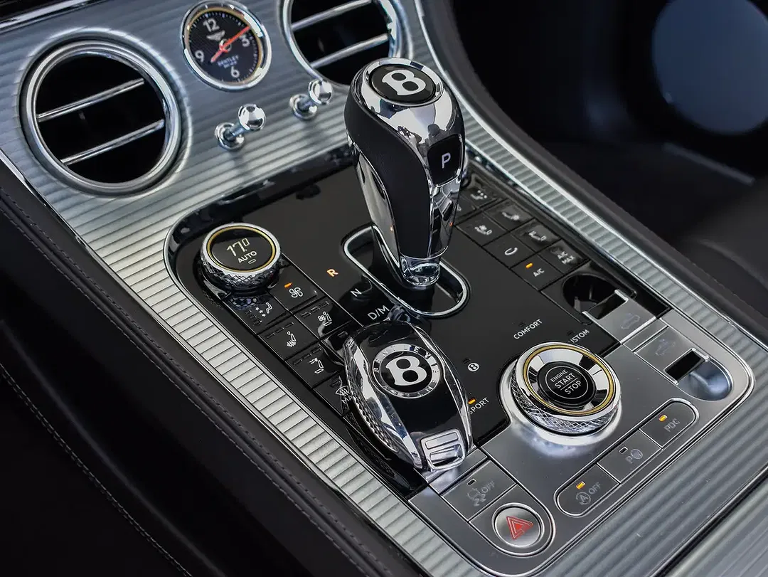 Bentley Continental GTC 4.0 V8 Mulliner - Thumbnail 26