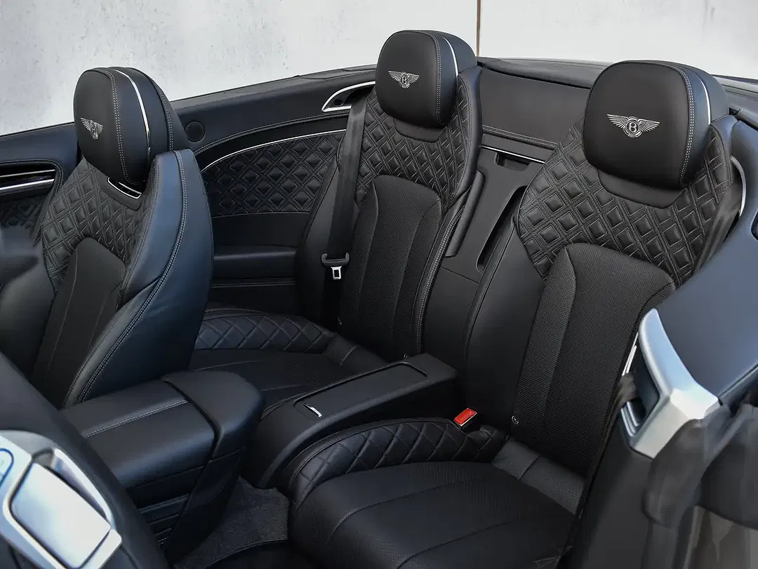 Bentley Continental GTC 4.0 V8 Mulliner - Thumbnail 40