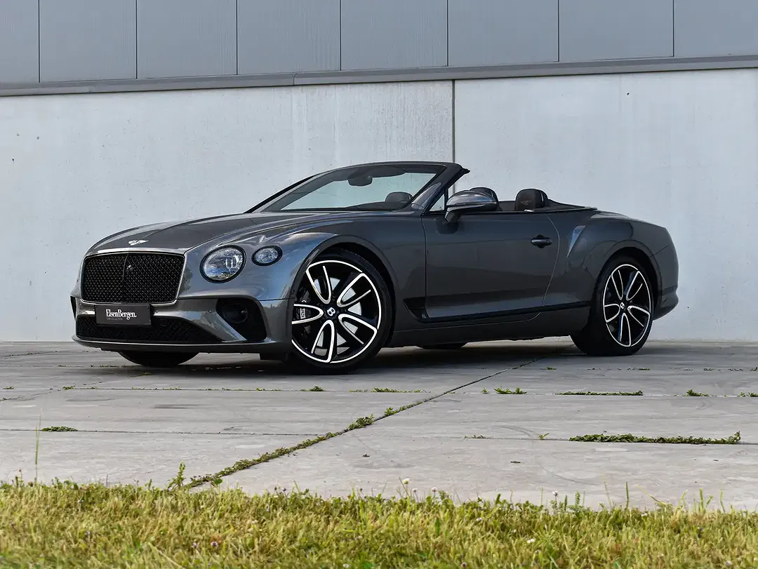 Bentley Continental GTC 4.0 V8 Mulliner - foto 45