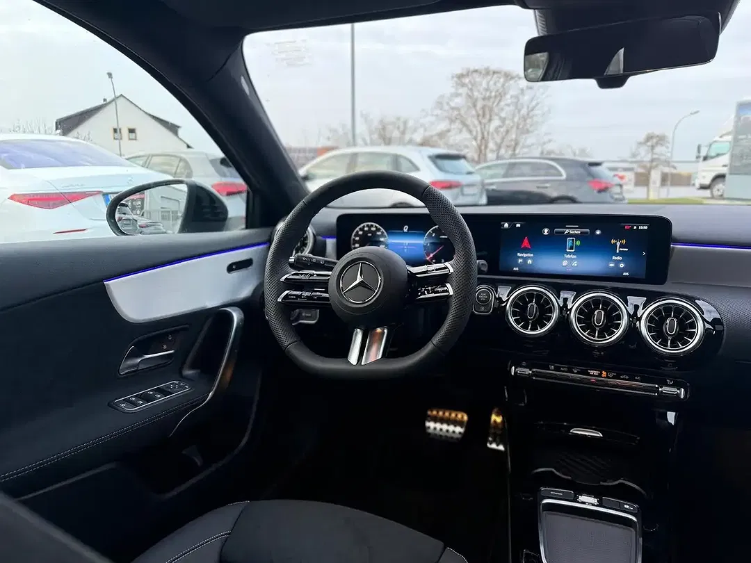 Mercedes-Benz A 200 AMG Night Edition - Thumbnail 6