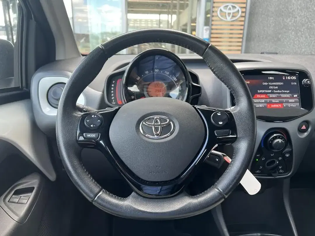 Toyota Aygo - Thumbnail 12