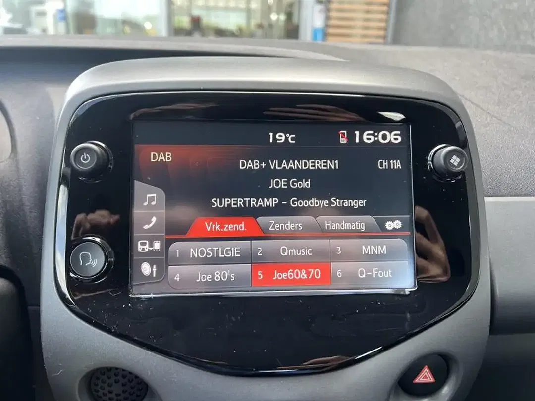 Toyota Aygo - Thumbnail 14