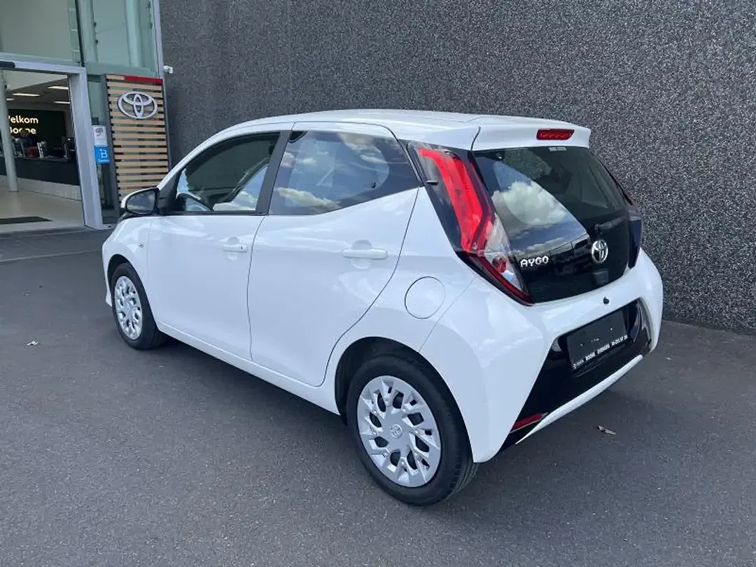 Toyota Aygo - Thumbnail 5