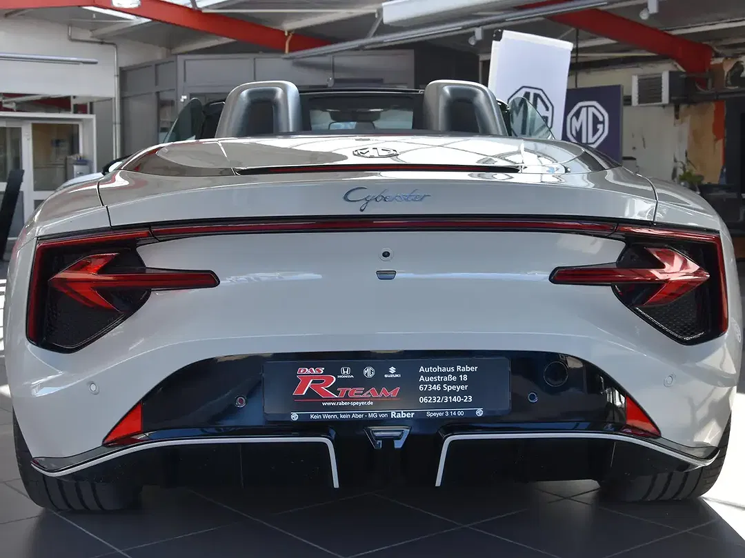 MG Cyberster Xpower - Thumbnail 13