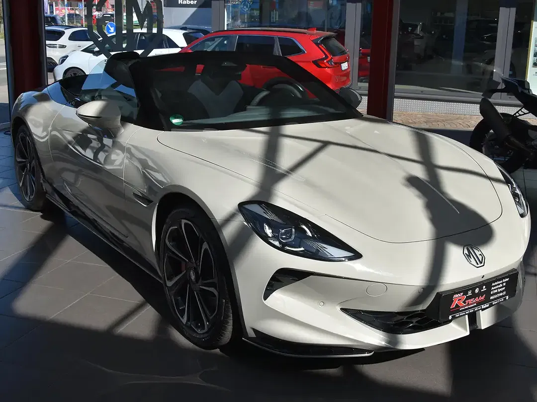 MG Cyberster Xpower - Thumbnail 6